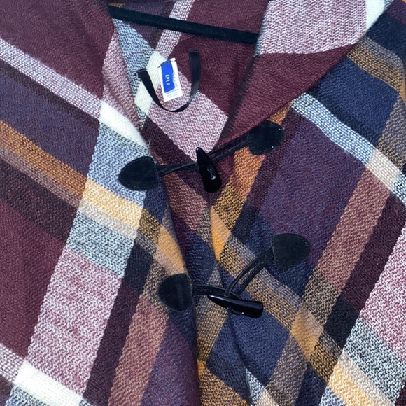 Apt. 9 Plaid Poncho - Picture 2 of 4